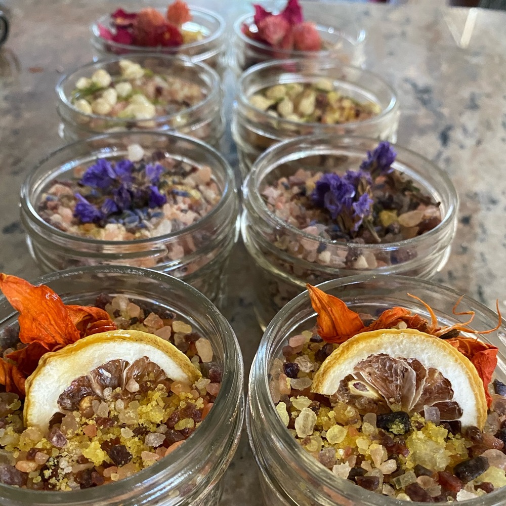 Organic bath salts